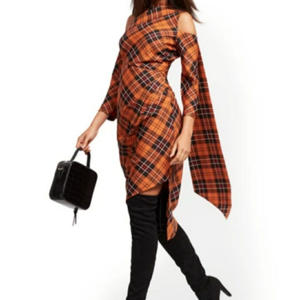 Cold Shoulder Sheath Dress